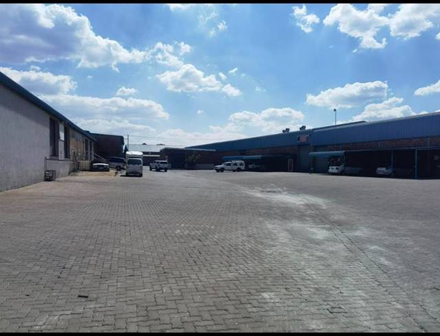 INDUSTRIAL PROPERTY TO RENT IN SILVERTON